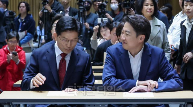 [] ȭϴ 蹮-ؼ